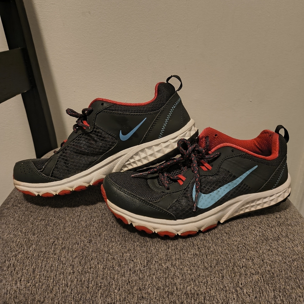 Nike Black and Pink Sneakers with Blue Swoosh - Picture 1 of 2